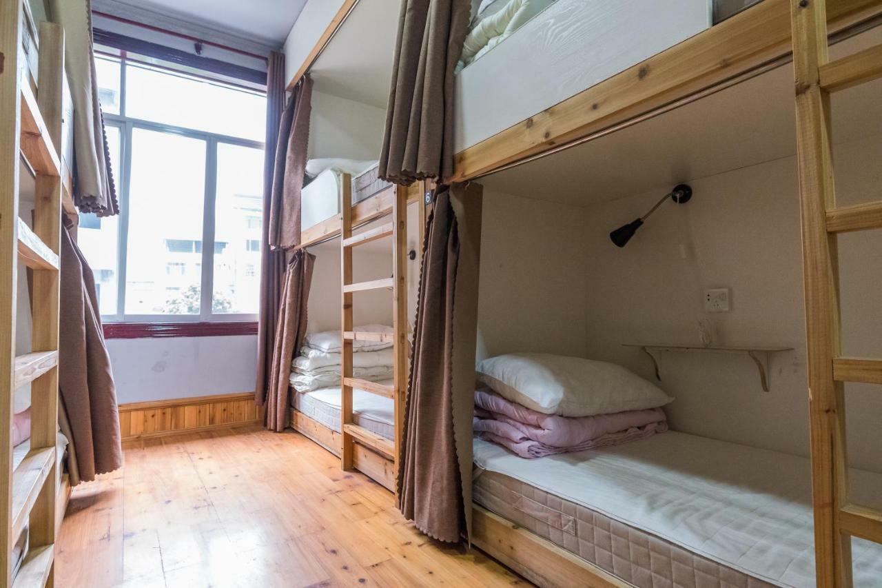 Hi Grey Hostel Xingping Yangshuo Room photo
